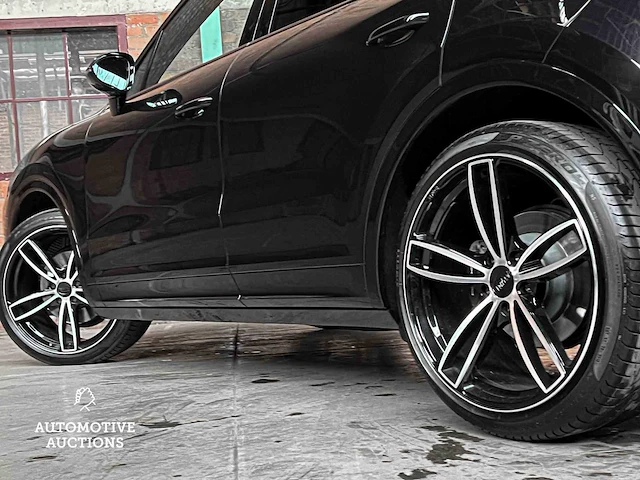 Porsche cayenne techart 3.0 v6 340pk 2019 sport-chrono, x-241-gx - afbeelding 17 van  72