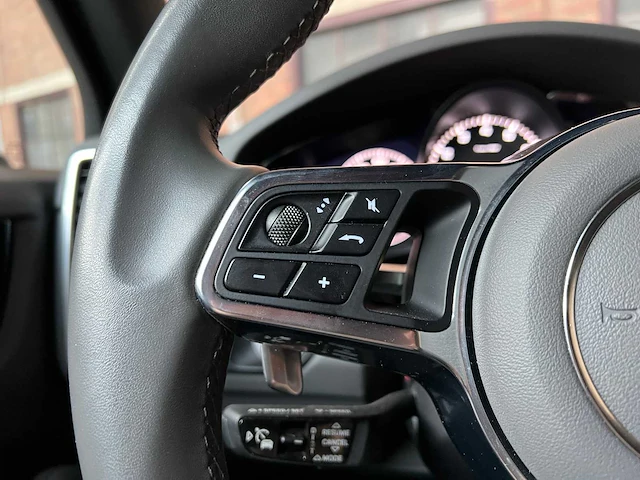 Porsche cayenne techart 3.0 v6 340pk 2019 sport-chrono, x-241-gx - afbeelding 29 van  72