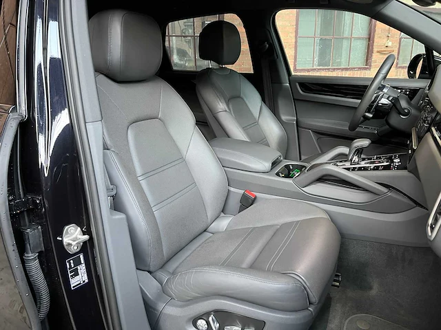 Porsche cayenne techart 3.0 v6 340pk 2019 sport-chrono, x-241-gx - afbeelding 60 van  72