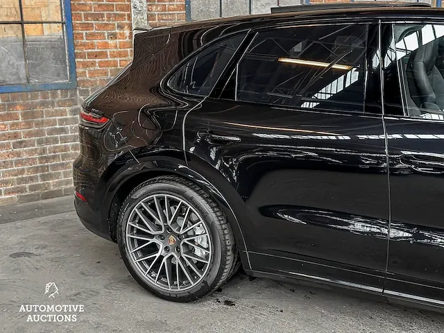 Porsche cayenne turbo 4.0 v8 549pk 2018 sport-chrono -orig. nl-, rr-105-b - afbeelding 4 van  64