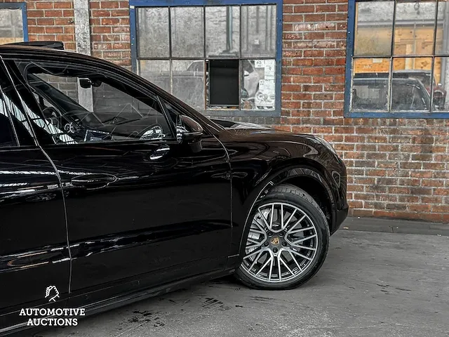 Porsche cayenne turbo 4.0 v8 549pk 2018 sport-chrono -orig. nl-, rr-105-b - afbeelding 10 van  64