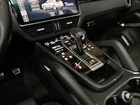Porsche cayenne turbo 4.0 v8 549pk 2018 sport-chrono -orig. nl-, rr-105-b - afbeelding 24 van  64
