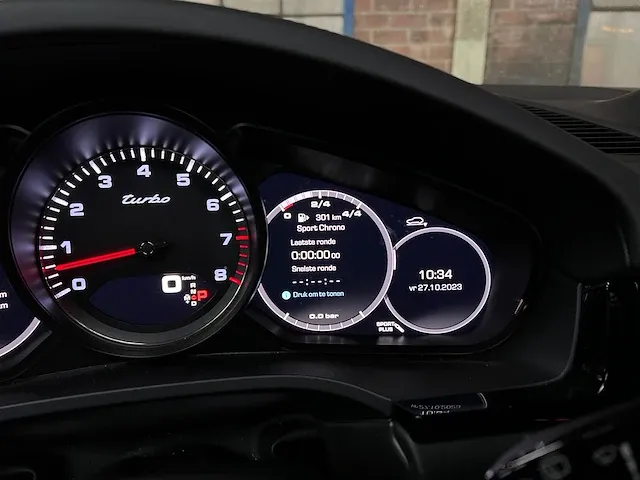 Porsche cayenne turbo 4.0 v8 549pk 2018 sport-chrono -orig. nl-, rr-105-b - afbeelding 32 van  64