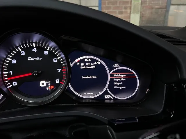 Porsche cayenne turbo 4.0 v8 549pk 2018 sport-chrono -orig. nl-, rr-105-b - afbeelding 35 van  64