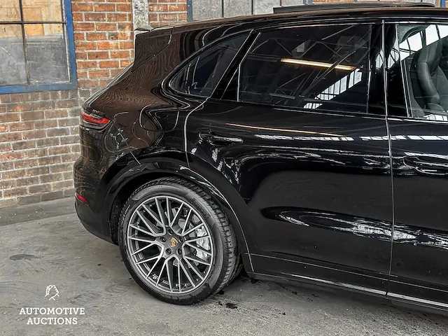 Porsche cayenne turbo 4.0 v8 549pk 2018 sport-chrono -orig. nl-, rr-105-b - afbeelding 4 van  64