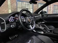 Porsche cayenne turbo 4.0 v8 549pk 2018 sport-chrono -orig. nl-, rr-105-b - afbeelding 19 van  64
