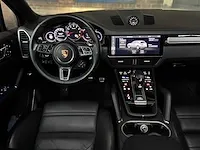 Porsche cayenne turbo 4.0 v8 549pk 2018 sport-chrono -orig. nl-, rr-105-b - afbeelding 20 van  64