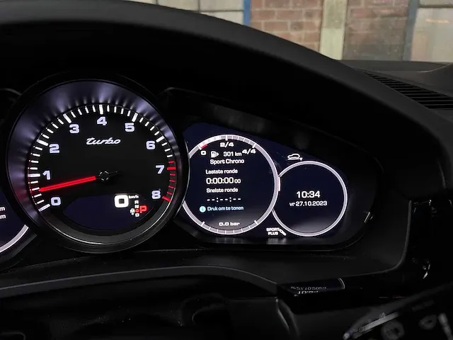 Porsche cayenne turbo 4.0 v8 549pk 2018 sport-chrono -orig. nl-, rr-105-b - afbeelding 32 van  64