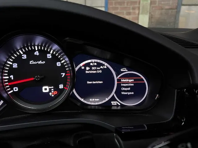 Porsche cayenne turbo 4.0 v8 549pk 2018 sport-chrono -orig. nl-, rr-105-b - afbeelding 35 van  64