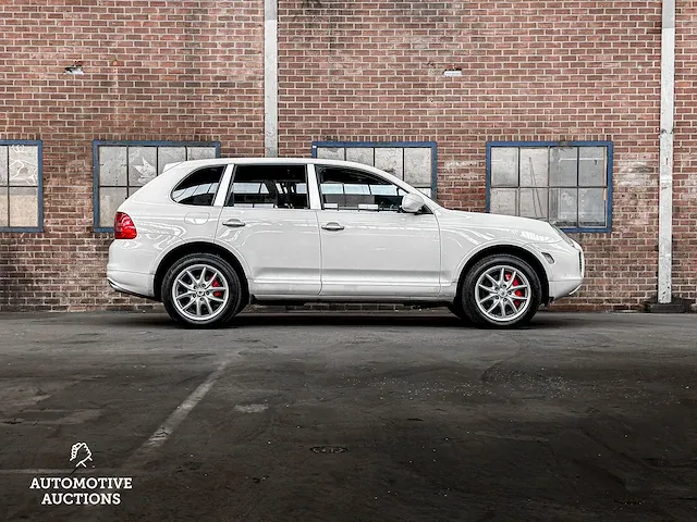 Porsche cayenne turbo 4.5 v8 450pk 2005 -youngtimer- - afbeelding 3 van  52