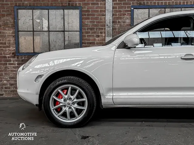 Porsche cayenne turbo 4.5 v8 450pk 2005 -youngtimer- - afbeelding 19 van  52