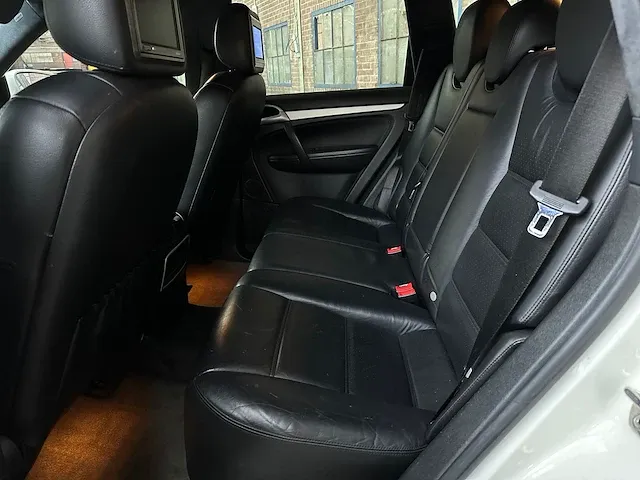 Porsche cayenne turbo 4.5 v8 450pk 2005 -youngtimer- - afbeelding 40 van  52