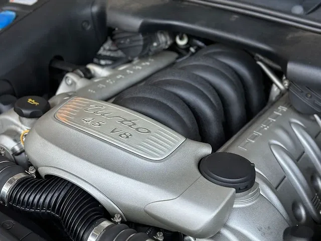Porsche cayenne turbo 4.5 v8 450pk 2005 -youngtimer- - afbeelding 48 van  52
