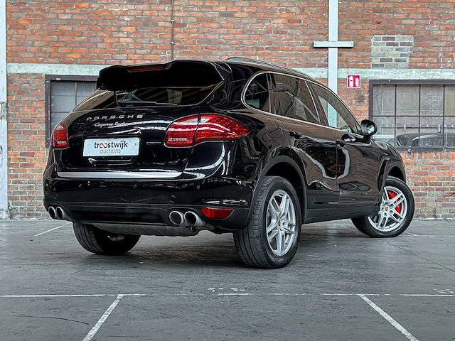 Porsche cayenne turbo 4.8 v8 493pk 2010 - afbeelding 4 van  48