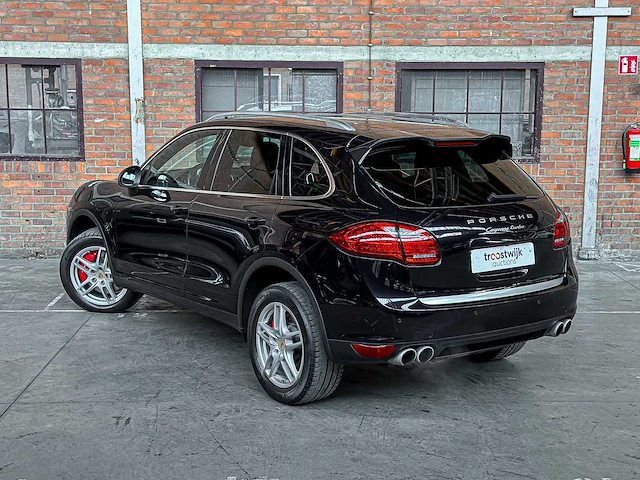 Porsche cayenne turbo 4.8 v8 493pk 2010 - afbeelding 10 van  48