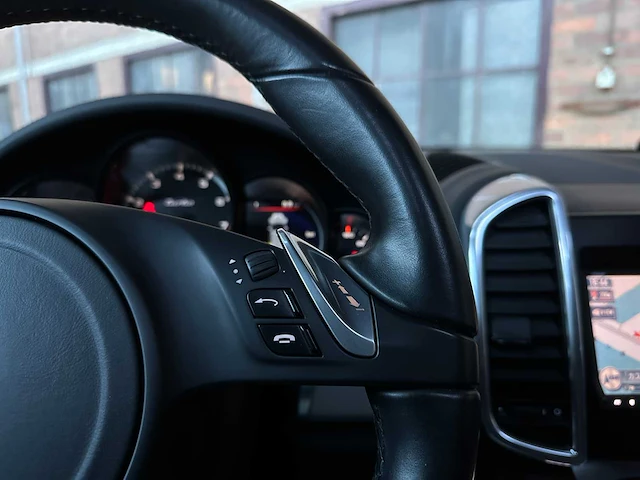Porsche cayenne turbo 4.8 v8 493pk 2010 - afbeelding 18 van  48