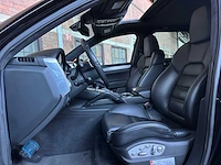 Porsche cayenne turbo 4.8 v8 493pk 2010 - afbeelding 31 van  48