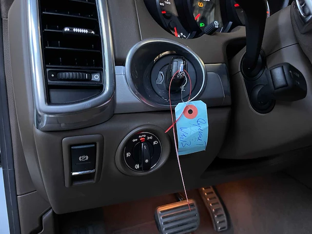 Porsche cayenne turbo 4.8 v8 500hp 2013 oem sport design 500pk 2013 - afbeelding 20 van  45