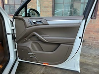 Porsche cayenne turbo 4.8 v8 500hp 2013 oem sport design 500pk 2013 - afbeelding 35 van  45