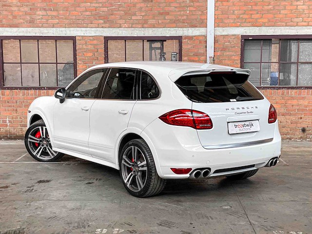 Porsche cayenne turbo 4.8 v8 500hp 2013 oem sport design 500pk 2013 - afbeelding 7 van  45