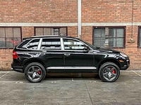 Porsche cayenne turbo 4.8 v8 500pk 2009 youngtimer - afbeelding 2 van  43