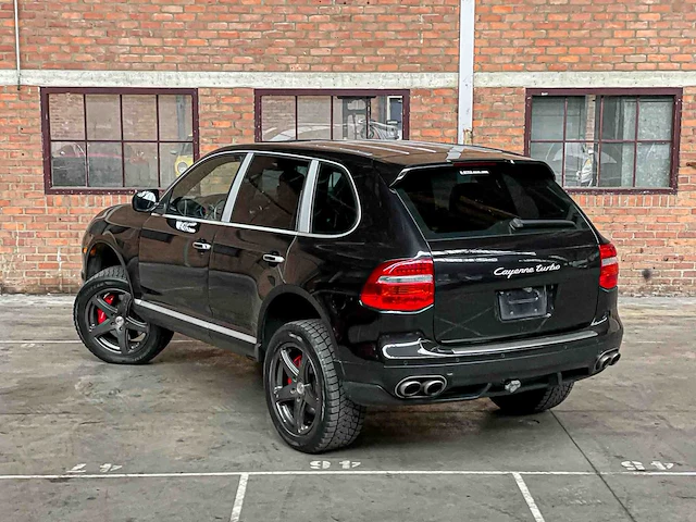 Porsche cayenne turbo 4.8 v8 500pk 2009 youngtimer - afbeelding 8 van  43