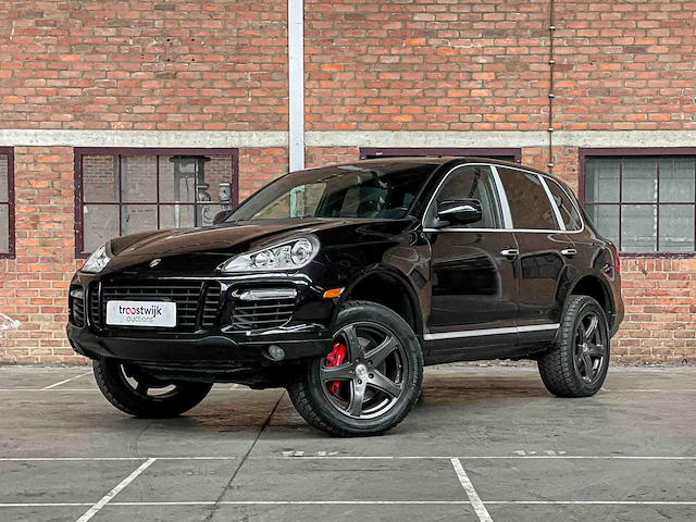 Porsche cayenne turbo 4.8 v8 500pk 2009 youngtimer - afbeelding 1 van  43