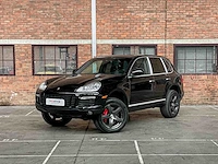 Porsche cayenne turbo 4.8 v8 500pk 2009 youngtimer - afbeelding 23 van  43