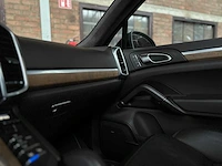 Porsche cayenne turbo 4.8 v8 500pk 2011, tb-959-g - afbeelding 26 van  62