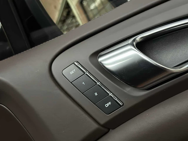 Porsche cayenne turbo 4.8 v8 500pk 2011, tb-959-g - afbeelding 50 van  62