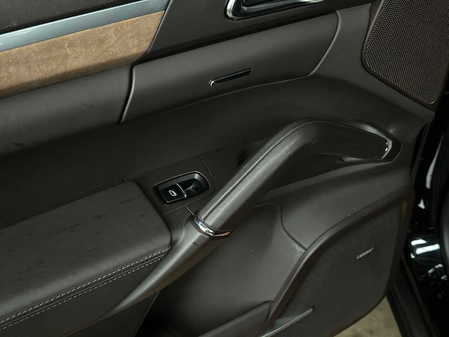 Porsche cayenne turbo 4.8 v8 500pk 2011, tb-959-g - afbeelding 43 van  63