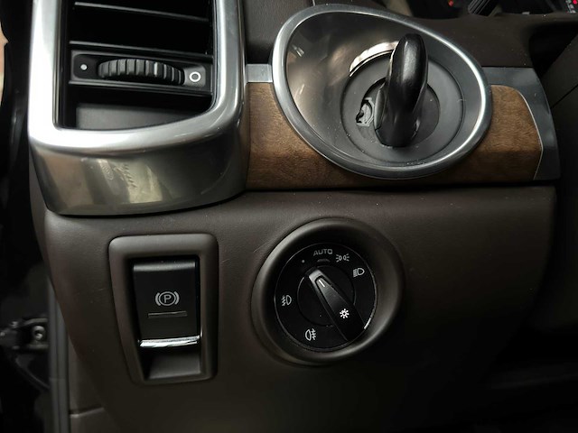 Porsche cayenne turbo 4.8 v8 500pk 2011, tb-959-g - afbeelding 27 van  63