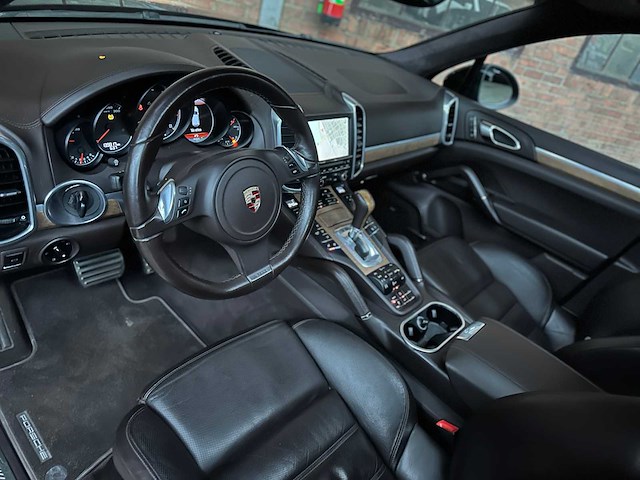 Porsche cayenne turbo 4.8 v8 500pk 2011, tb-959-g - afbeelding 33 van  63