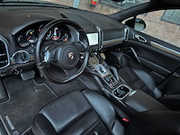 Porsche cayenne turbo 4.8 v8 500pk 2011, tb-959-g - afbeelding 33 van  63