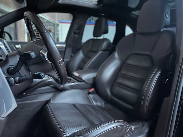 Porsche cayenne turbo 4.8 v8 500pk 2011, tb-959-g - afbeelding 35 van  63