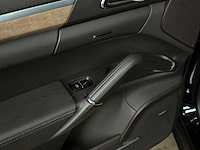 Porsche cayenne turbo 4.8 v8 500pk 2011, tb-959-g - afbeelding 38 van  63