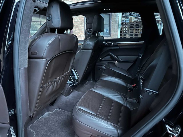 Porsche cayenne turbo 4.8 v8 500pk 2011, tb-959-g - afbeelding 41 van  63