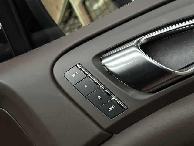 Porsche cayenne turbo 4.8 v8 500pk 2011, tb-959-g - afbeelding 51 van  63
