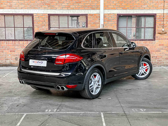 Porsche cayenne turbo 4.8 v8 500pk 2011 - afbeelding 3 van  45