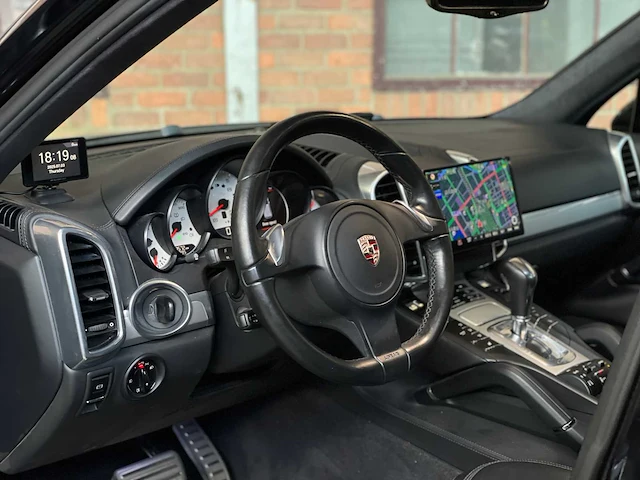 Porsche cayenne turbo 4.8 v8 500pk 2011 - afbeelding 9 van  45