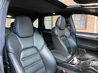 Porsche cayenne turbo 4.8 v8 500pk 2011 - afbeelding 37 van  45