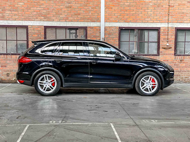 Porsche cayenne turbo 4.8 v8 500pk 2011 - afbeelding 45 van  45