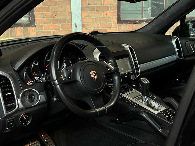 Porsche cayenne turbo 4.8 v8 500pk 2012 - afbeelding 7 van  46
