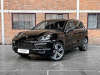 Porsche cayenne turbo 4.8 v8 500pk 2012 - afbeelding 1 van  46