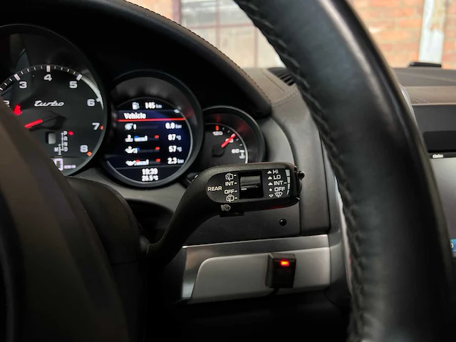 Porsche cayenne turbo 4.8 v8 500pk 2012 - afbeelding 16 van  46