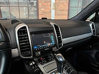 Porsche cayenne turbo 4.8 v8 500pk 2012 - afbeelding 19 van  46
