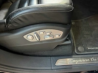 Porsche cayenne turbo 4.8 v8 500pk 2012 - afbeelding 32 van  46