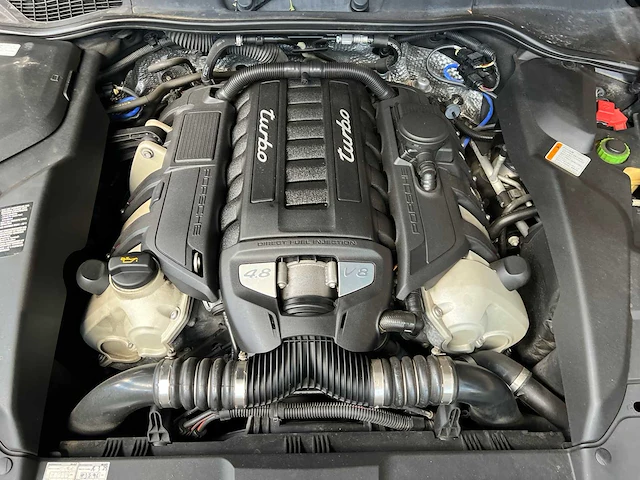 Porsche cayenne turbo 4.8 v8 500pk 2012 - afbeelding 39 van  46