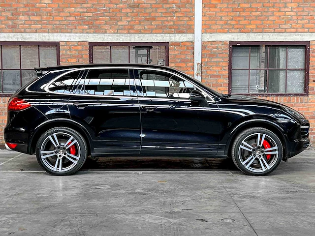 Porsche cayenne turbo 4.8 v8 500pk 2012 - afbeelding 46 van  46