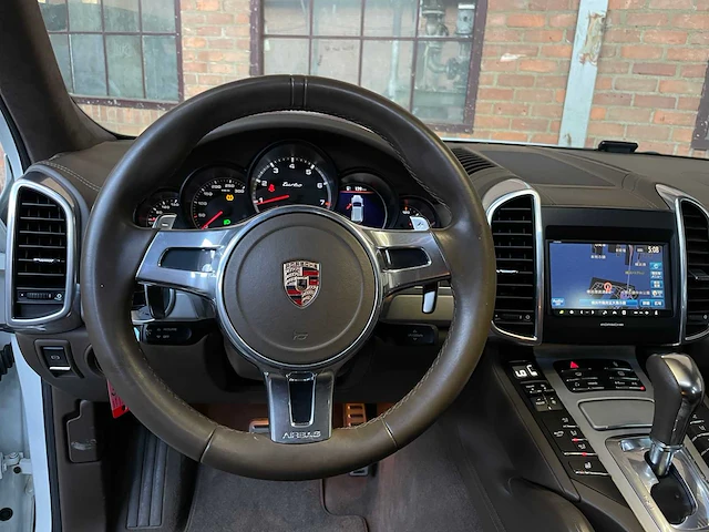 Porsche cayenne turbo 4.8 v8 500pk 2013 gts pakket - afbeelding 10 van  45